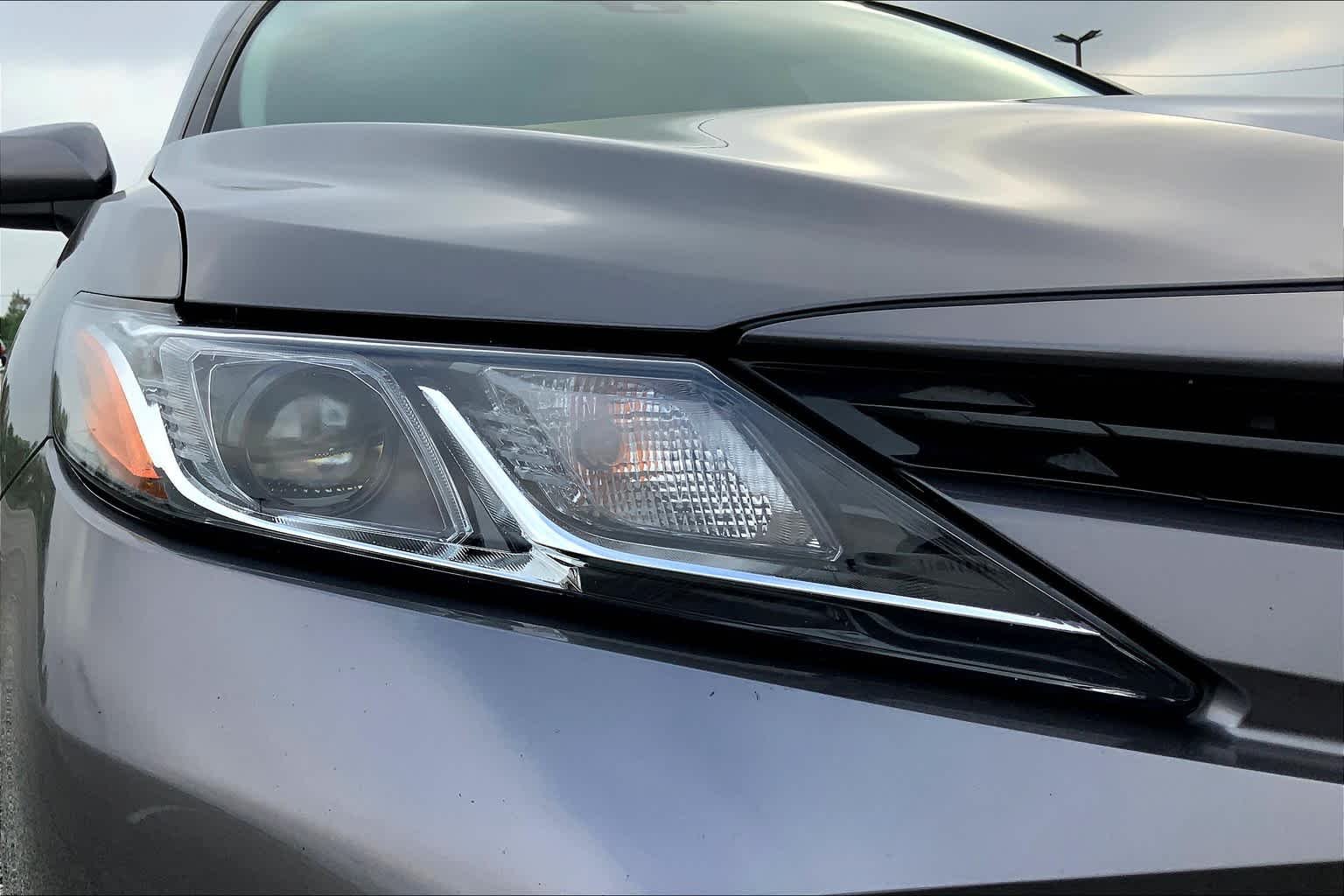 Used 2020 Predawn Gray Mica Toyota L image 25