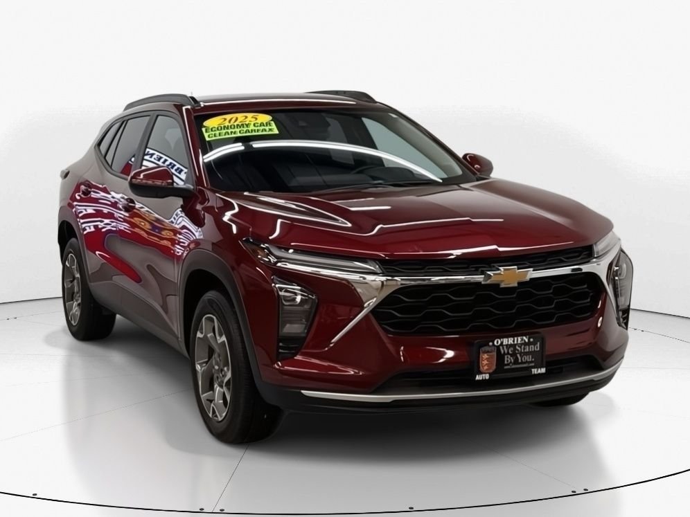 2025 Chevrolet Trax LT's photo