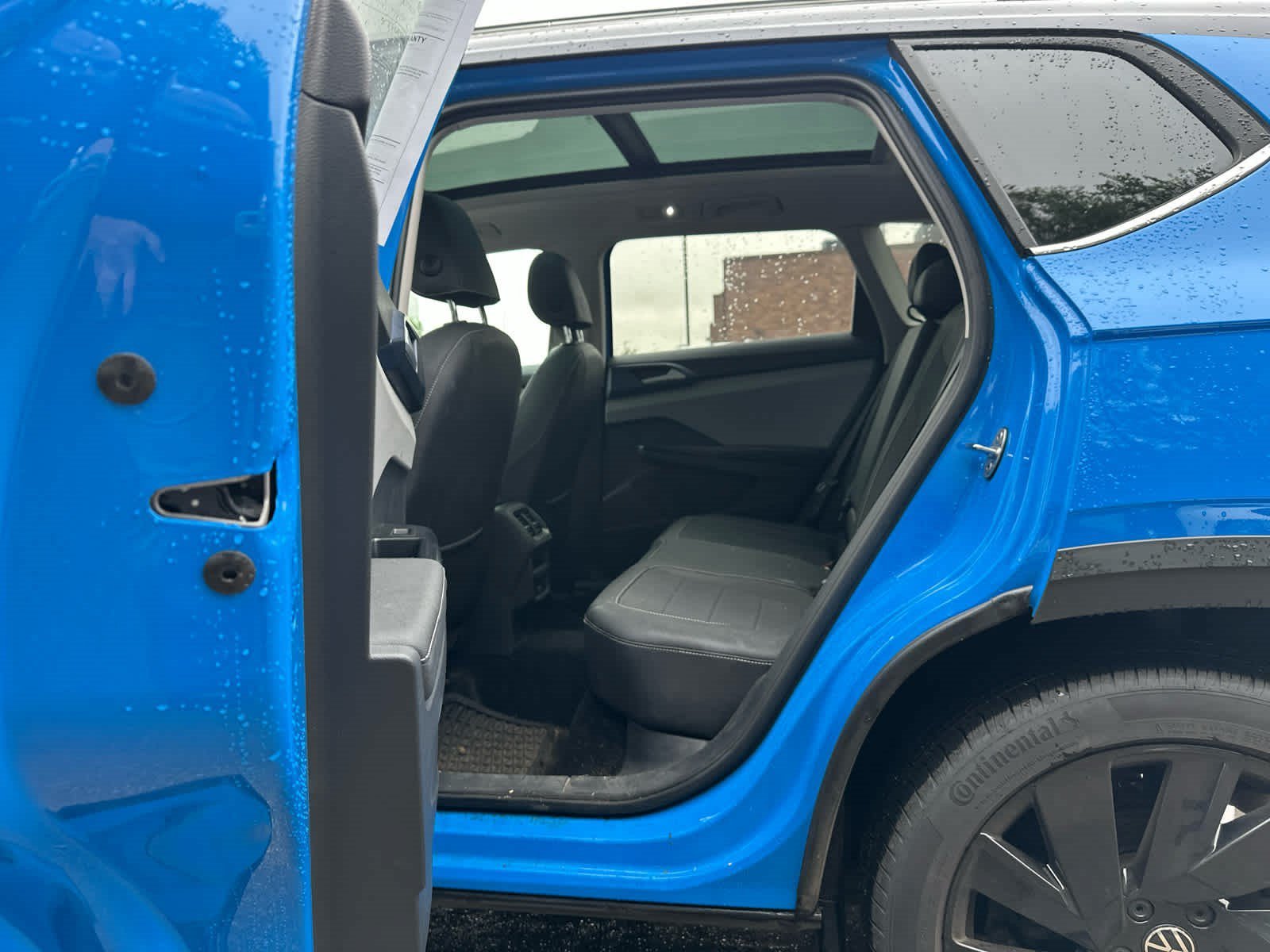 Used 2024 Cornflower Blue W/Deep Black Roof Volkswagen SE image 6