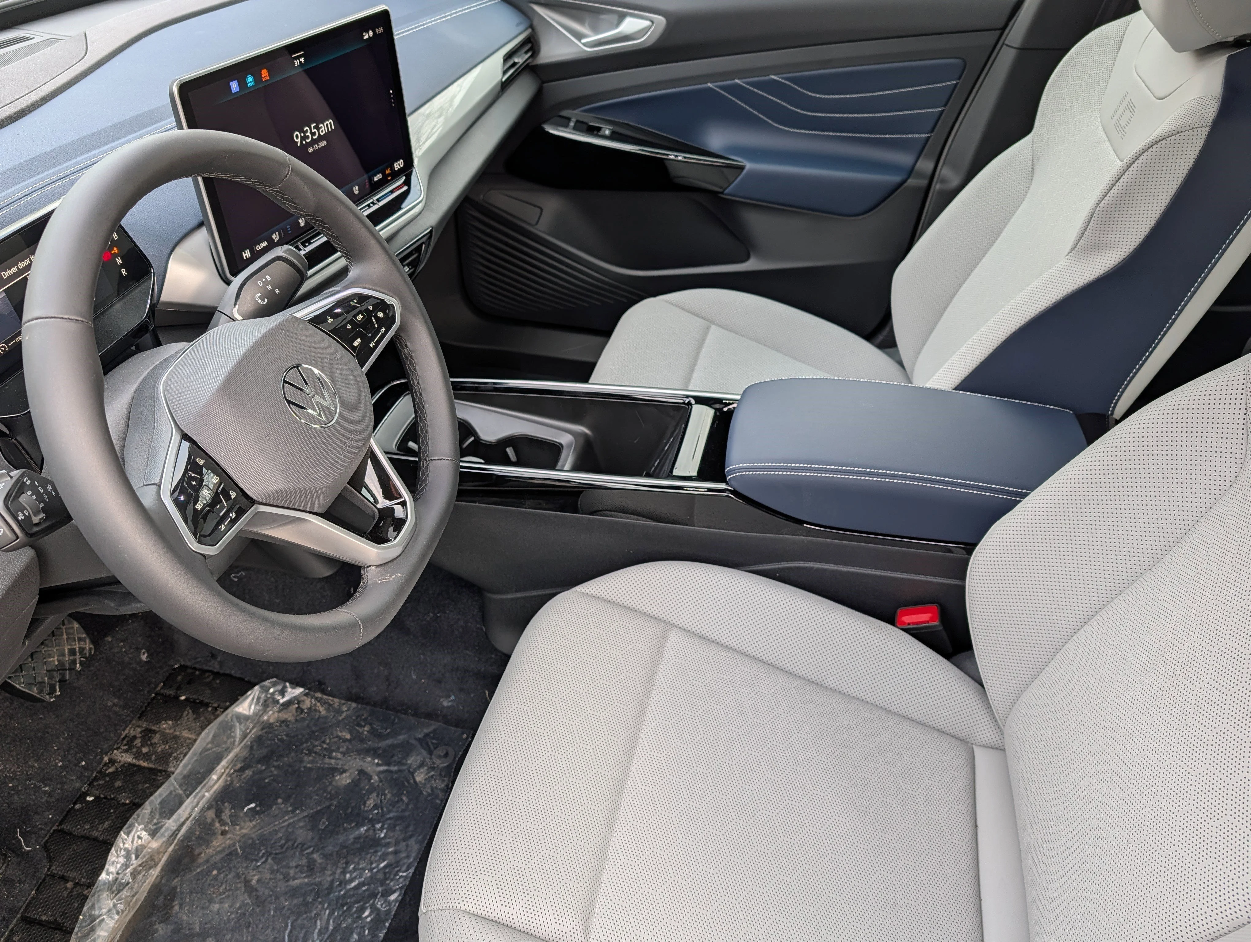 New 2026 ARCTIC BLUE MET Volkswagen Pro S image 4