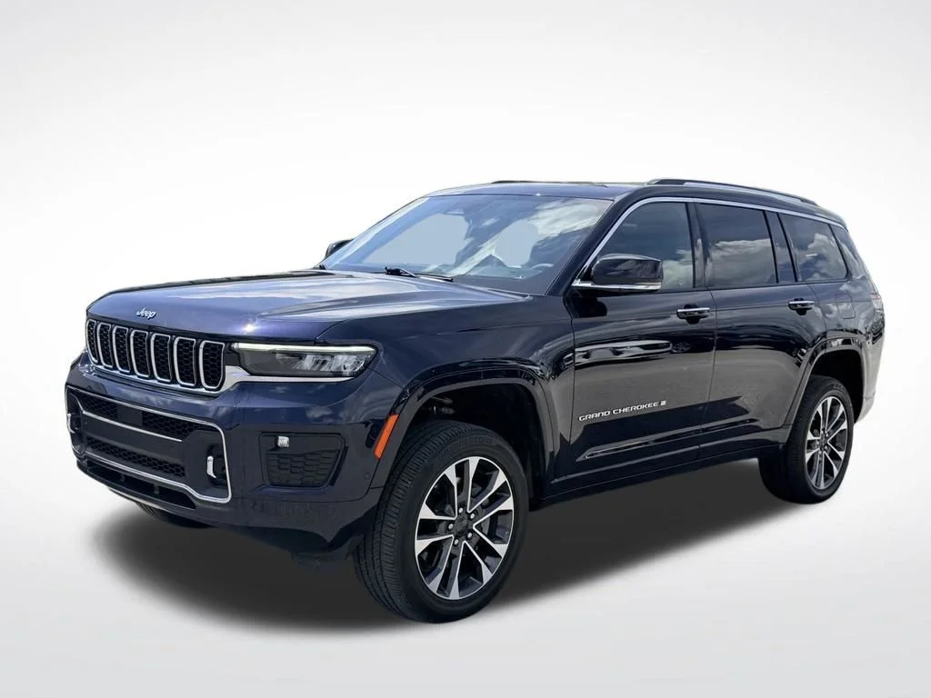 Used 2024 Black Jeep Overland image 2