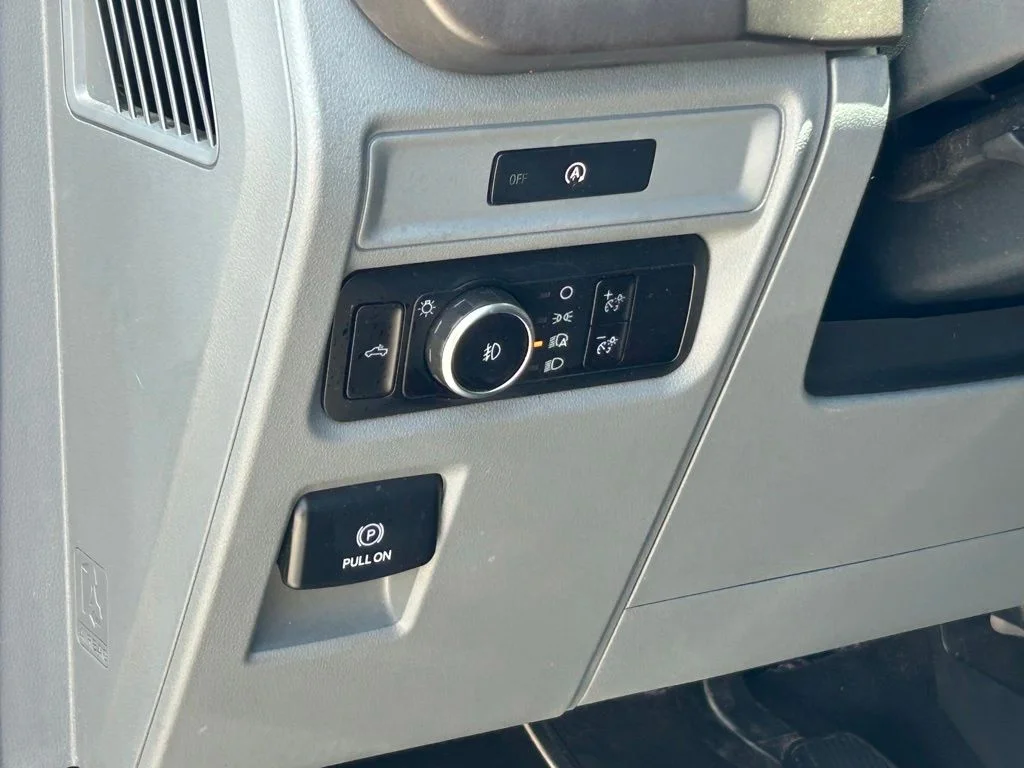 Certified Used 2025 Gray Metallic Ford XLT image 33