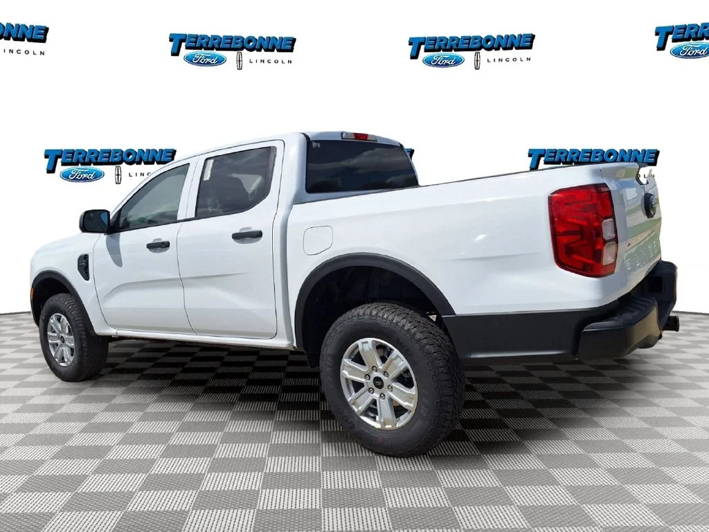 New 2026 Oxford White Ford XL image 7