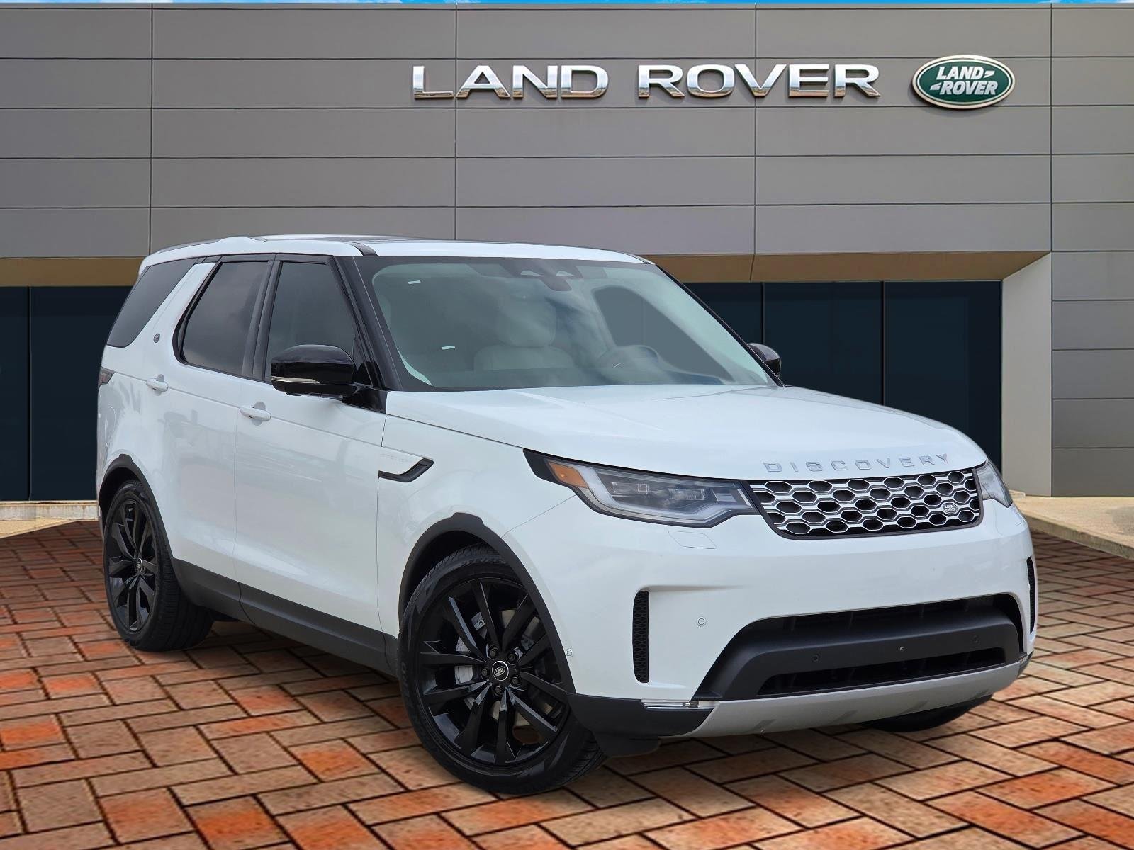 2026 Land Rover Discovery S