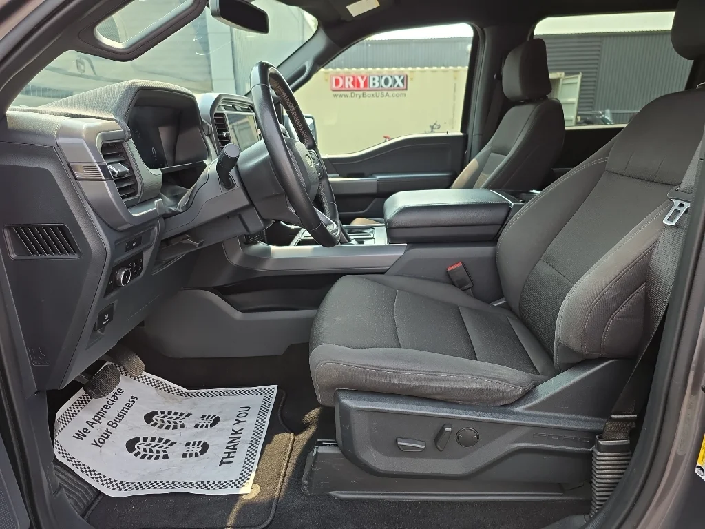 Certified Used 2025 Gray Metallic Ford XLT image 21