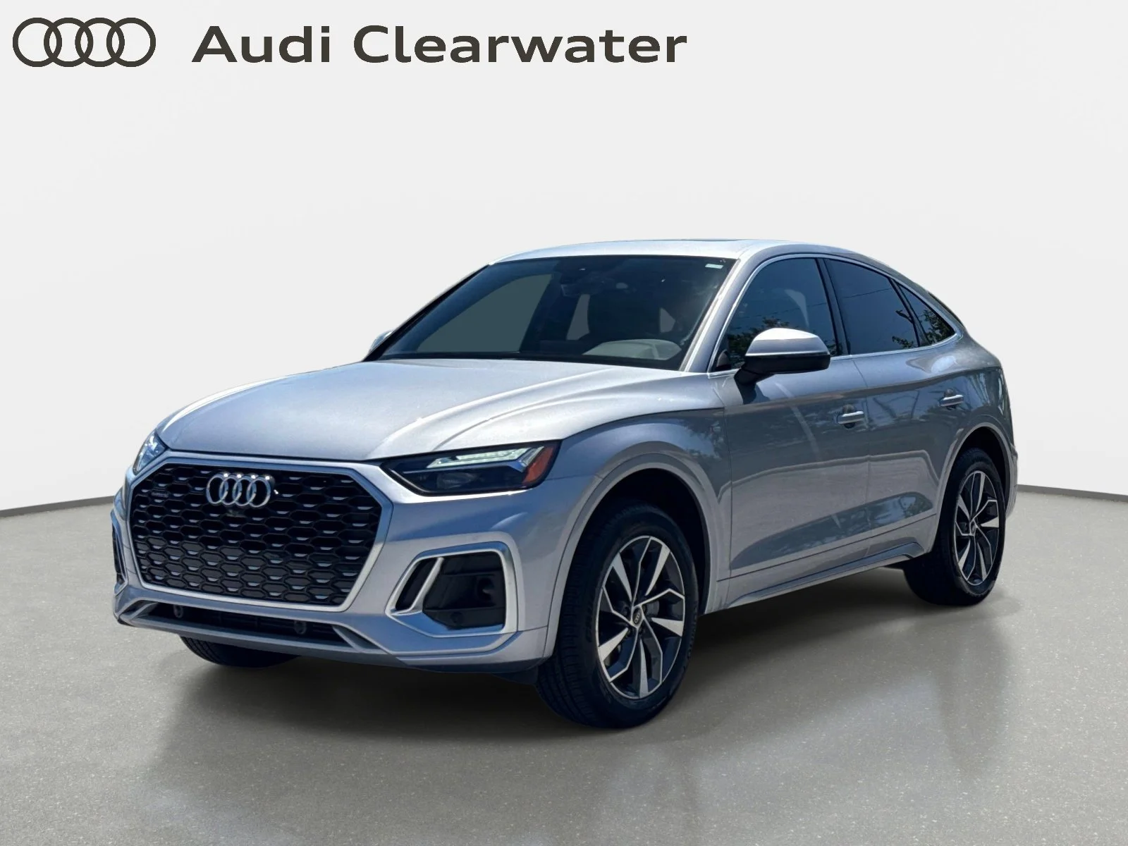 2023 Audi Q5 Sportback 45 Premium Plus's photo
