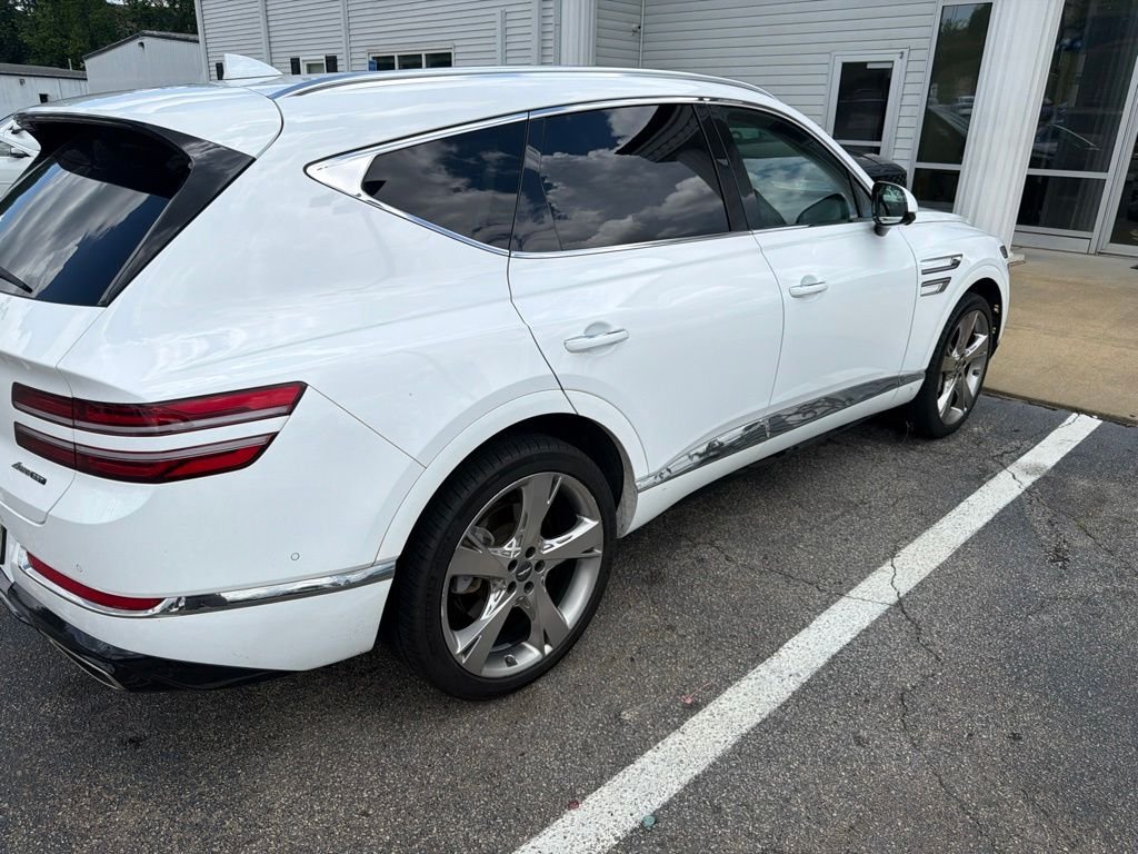 Used 2024 White Genesis 3.5T Advanced image 5
