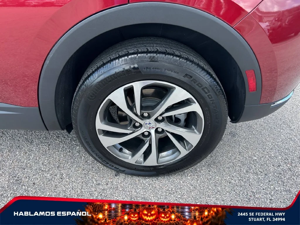 Used 2022 CINNABAR METALLIC Buick Essence image 9