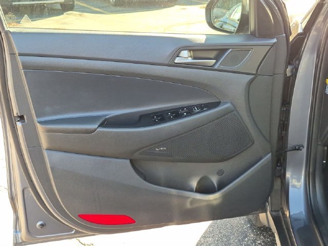 Used 2018 Gray Hyundai SEL Plus image 12