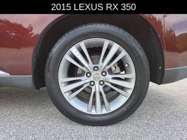 Used 2015  Lexus 350 image 16