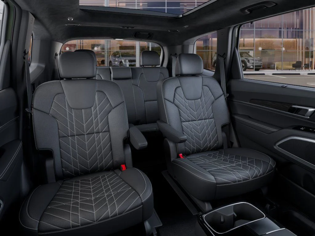 New 2025 Jungle Green Kia SX Prestige X-Line image 15