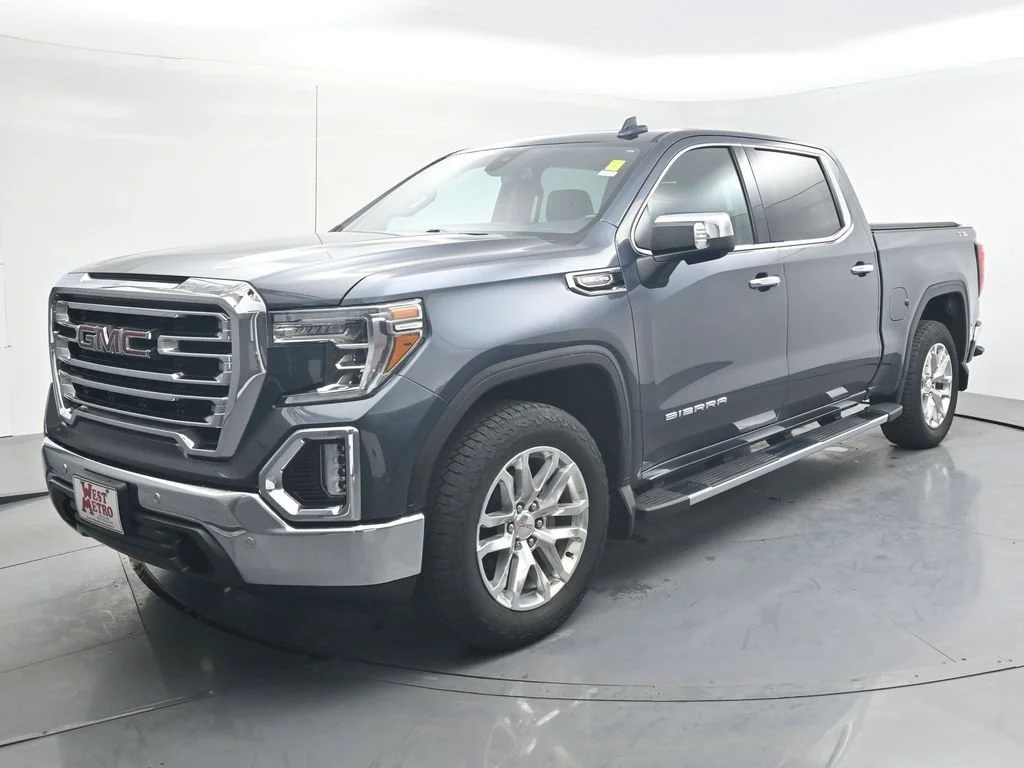 2019 GMC Sierra 4WD Crew Cab Short Box SLT's photo