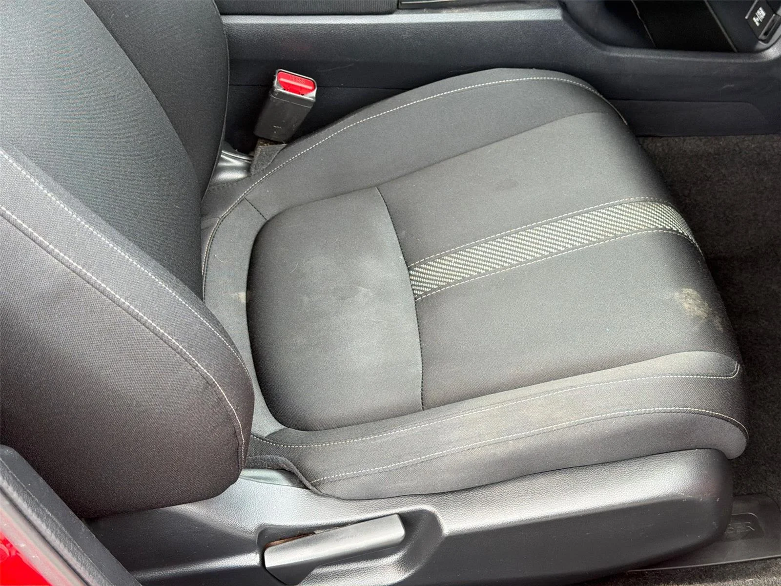 Used 2016 Rallye Red Honda EX image 31
