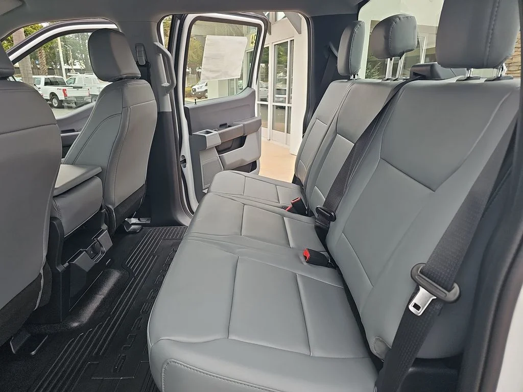 New 2026 Oxford White Ford F-250® XL image 13