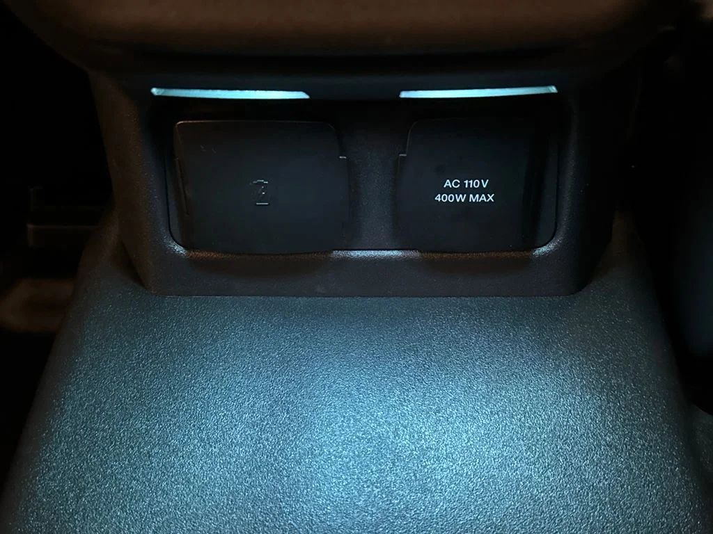 New 2026 Gray Ford Badlands image 32