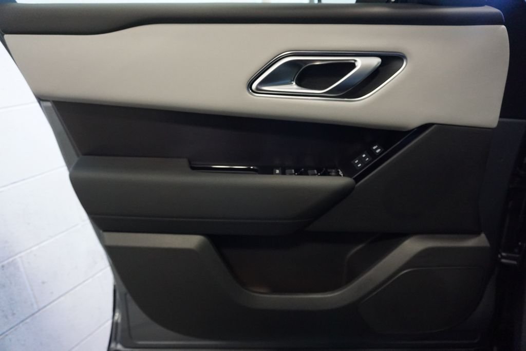 2026 Land Rover Range Rover Velar Dynamic SE - Photo 17