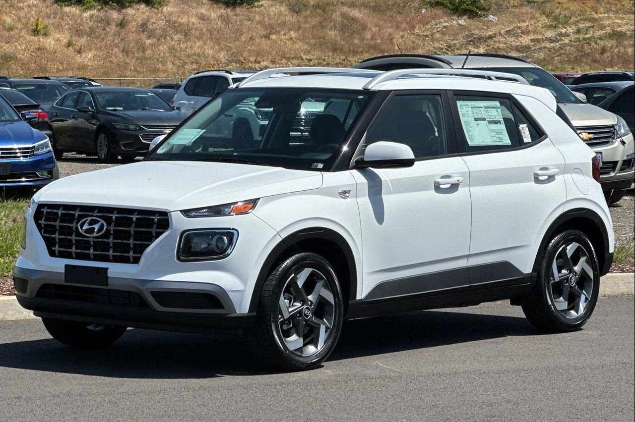 New 2026 White Hyundai SEL image 7