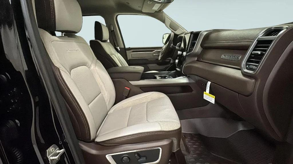 New 2026 Diamond Black Crystal Pearl-Coat Exterior Paint RAM Laramie image 8