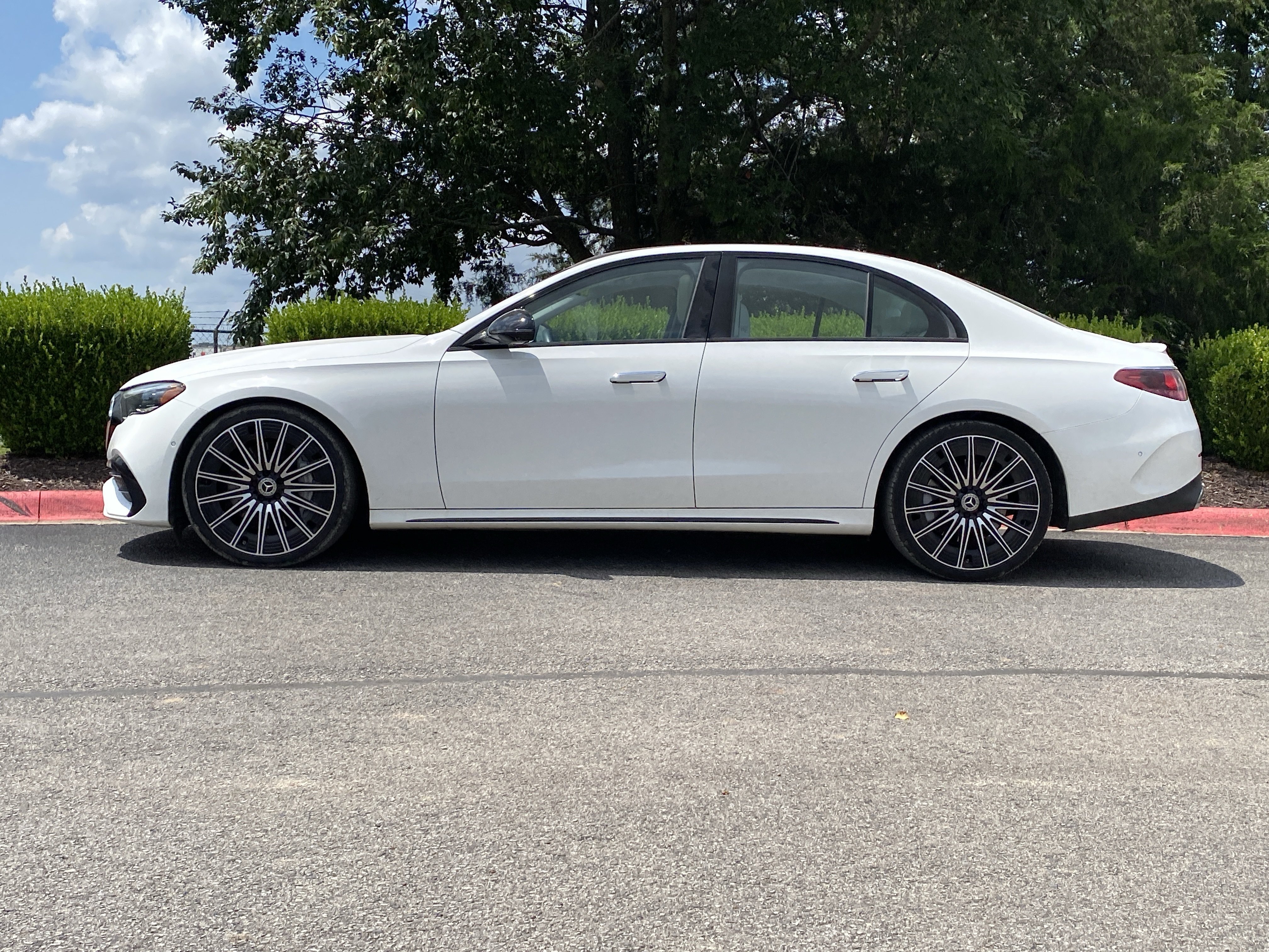 Certified Used 2025 Polar White Mercedes-Benz E 450 image 13