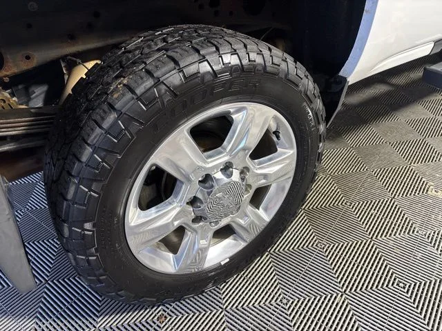 Used 2019 White Chevrolet LTZ image 7