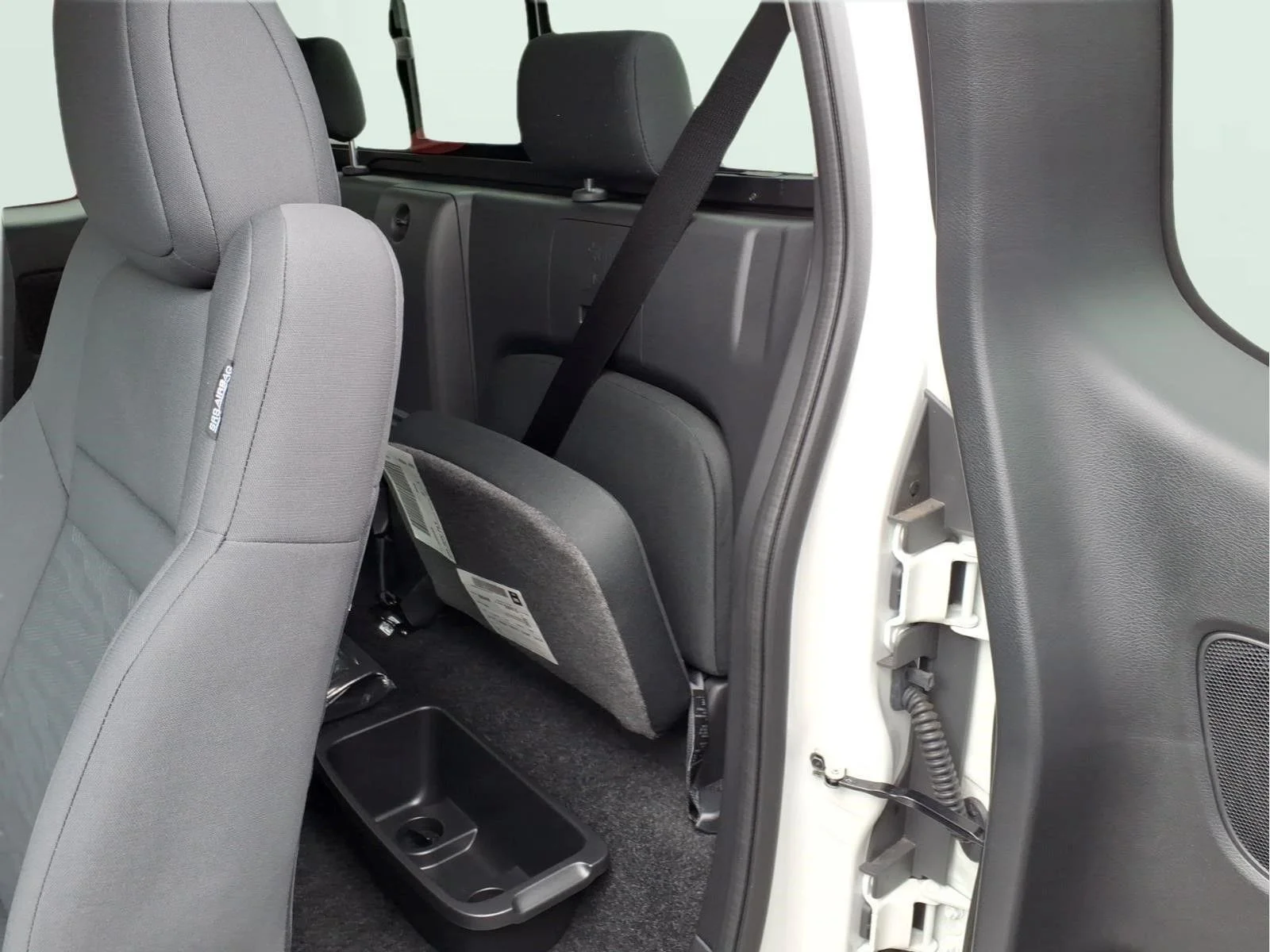New 2026 Glacier White Nissan King Cab® S image 8