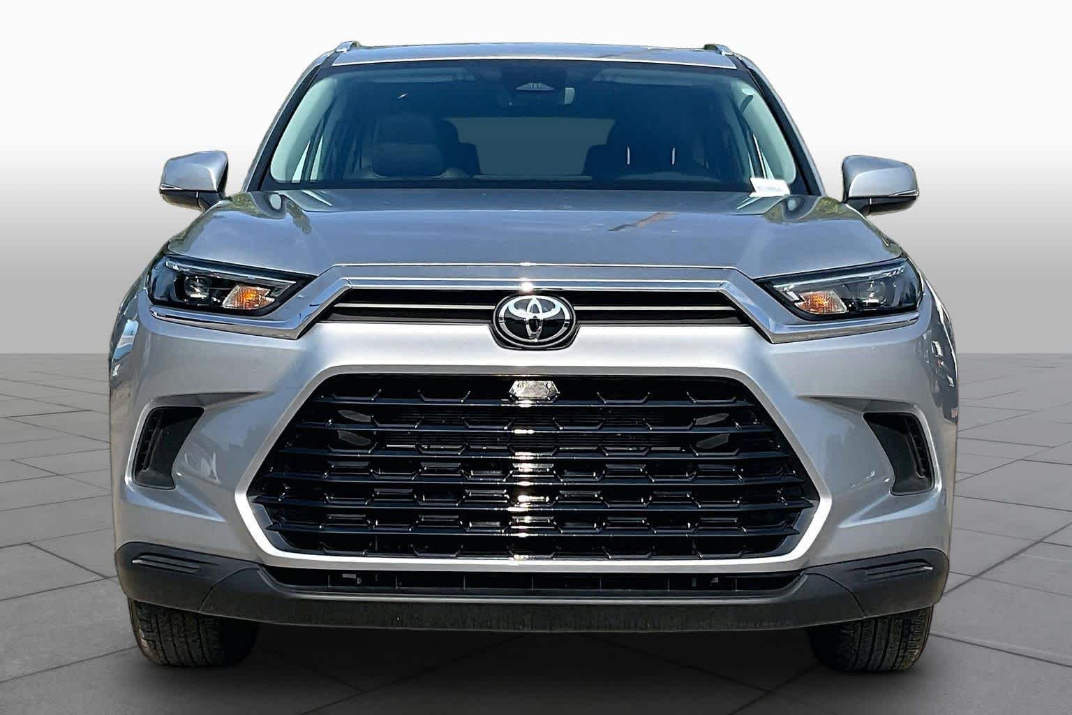 Used 2026 Celestial Silver Metallic Toyota XLE image 4