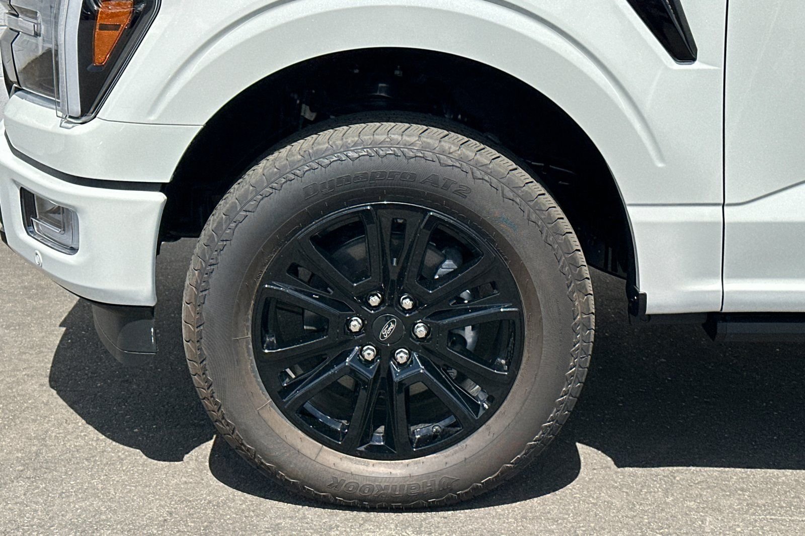 New 2026 White Ford Platinum image 24