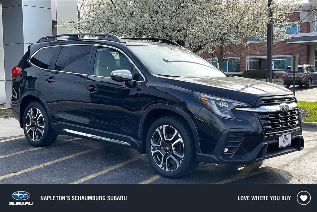 2023 Subaru Ascent Limited 7 Passenger's photo