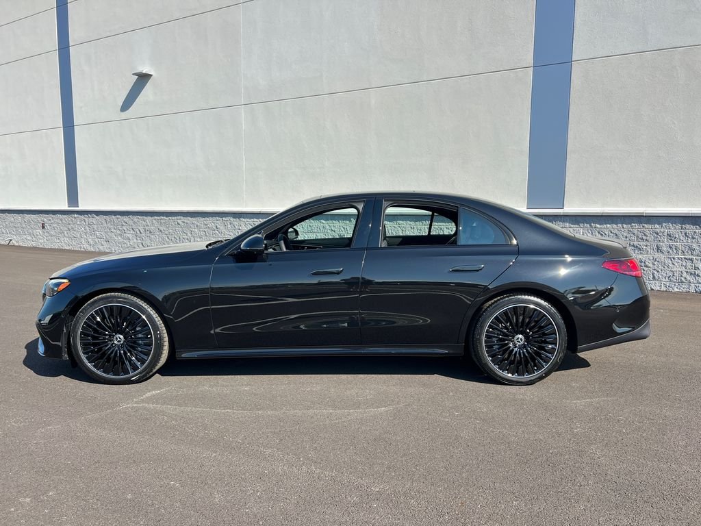 New 2027 Obsidian Black Metallic Mercedes-Benz E 450 image 4