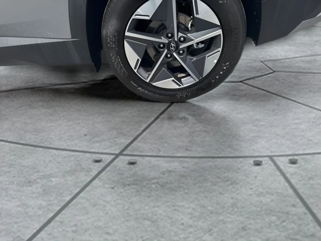 Used 2026 Gray Hyundai SEL image 28