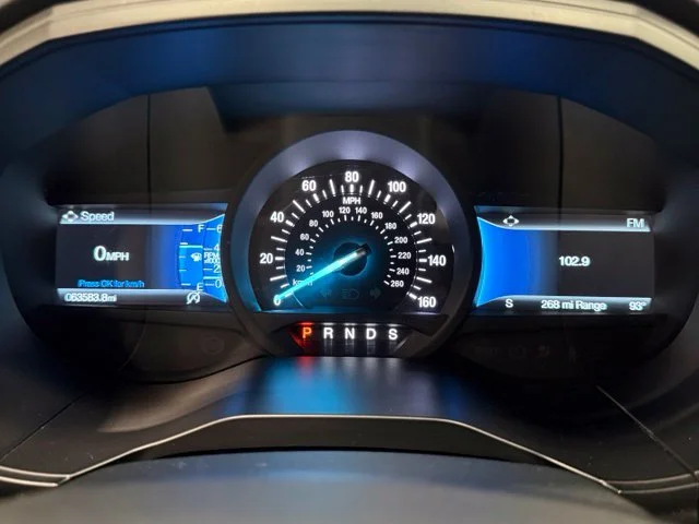 Used 2024 Silver Ford SEL image 18