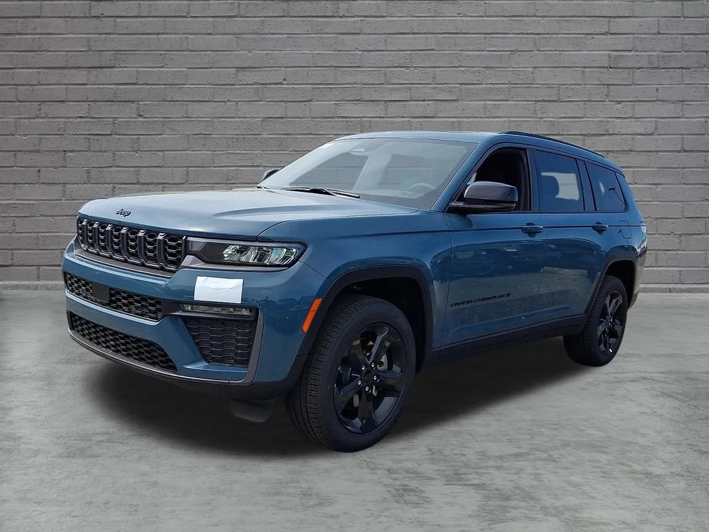 New 2026 Steel Blue Jeep Limited image 4