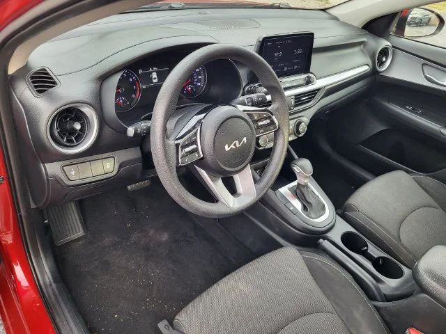 Used 2024 Red Kia LXS image 8