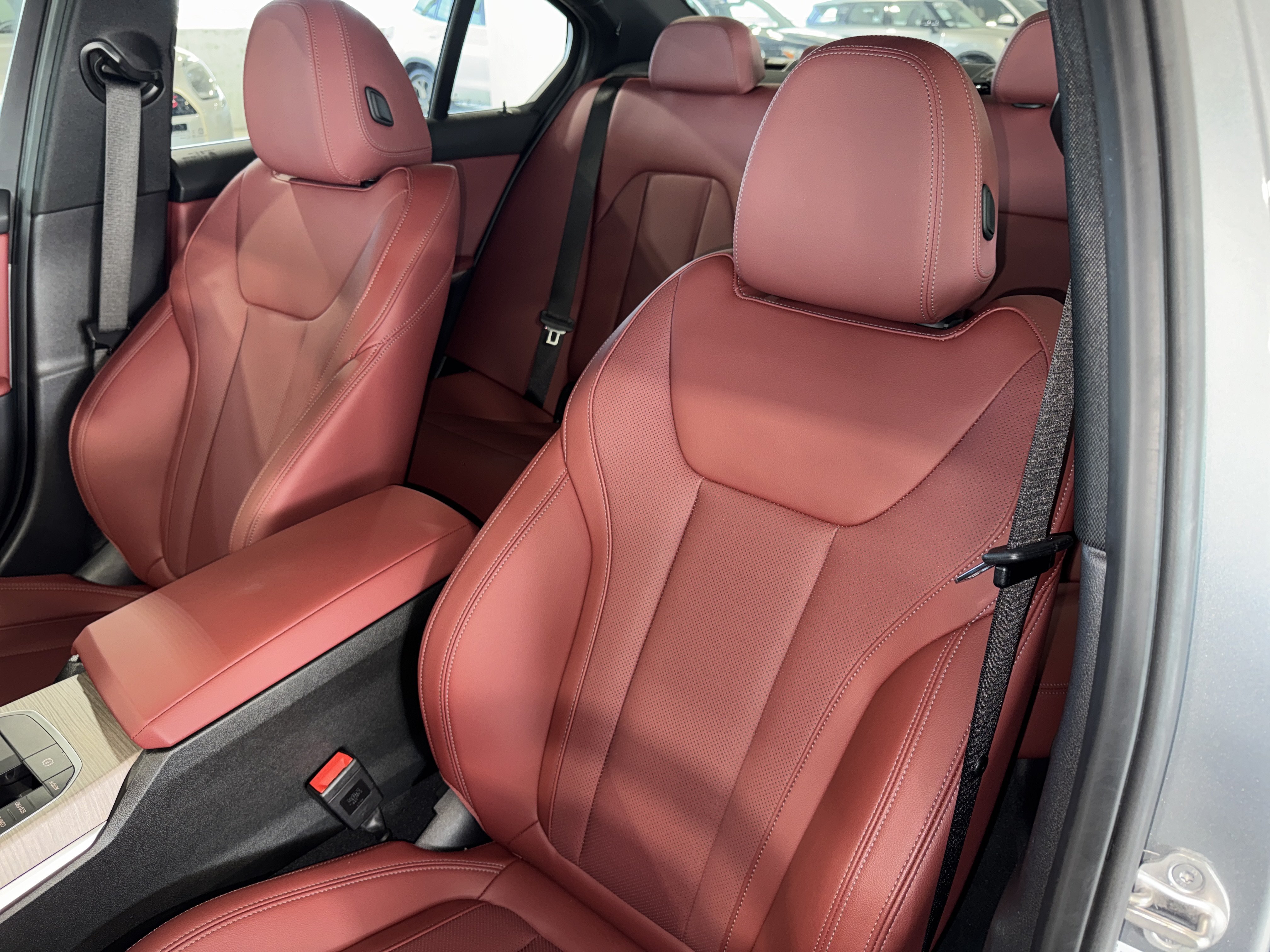 Used 2025 Skyscraper Grey Metallic BMW 330i image 33