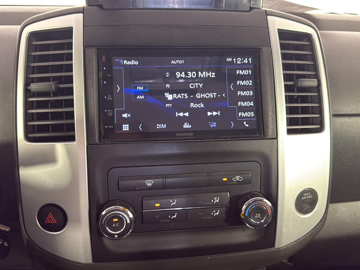 Used 2014 Super Black Nissan SV image 13