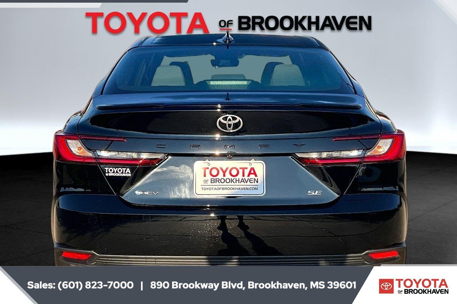 New 2026 Midnight Black Metallic Toyota SE image 4