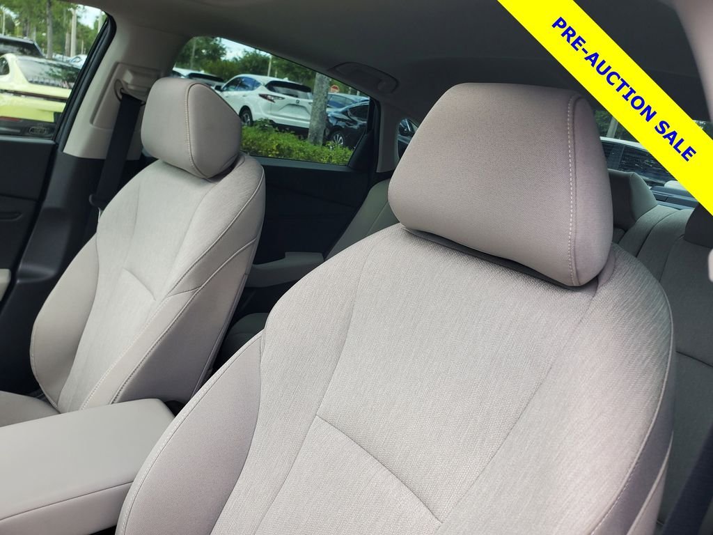 Used 2025 Gray Honda SE image 16