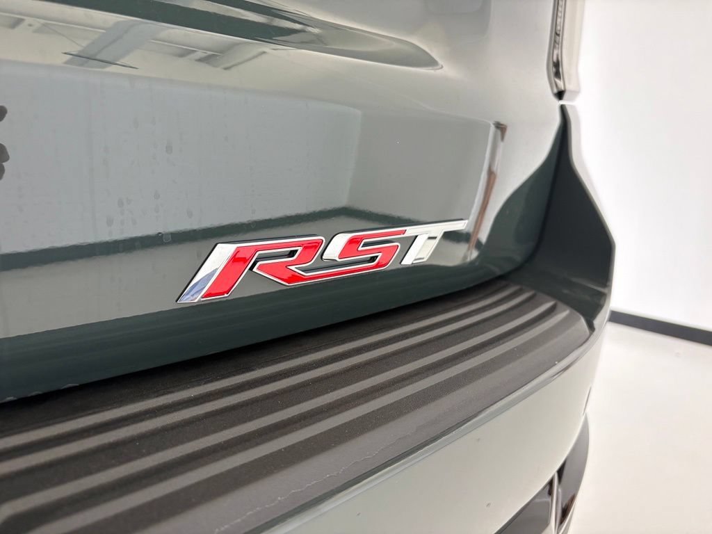 New 2026 Cypress Gray Chevrolet RST image 27