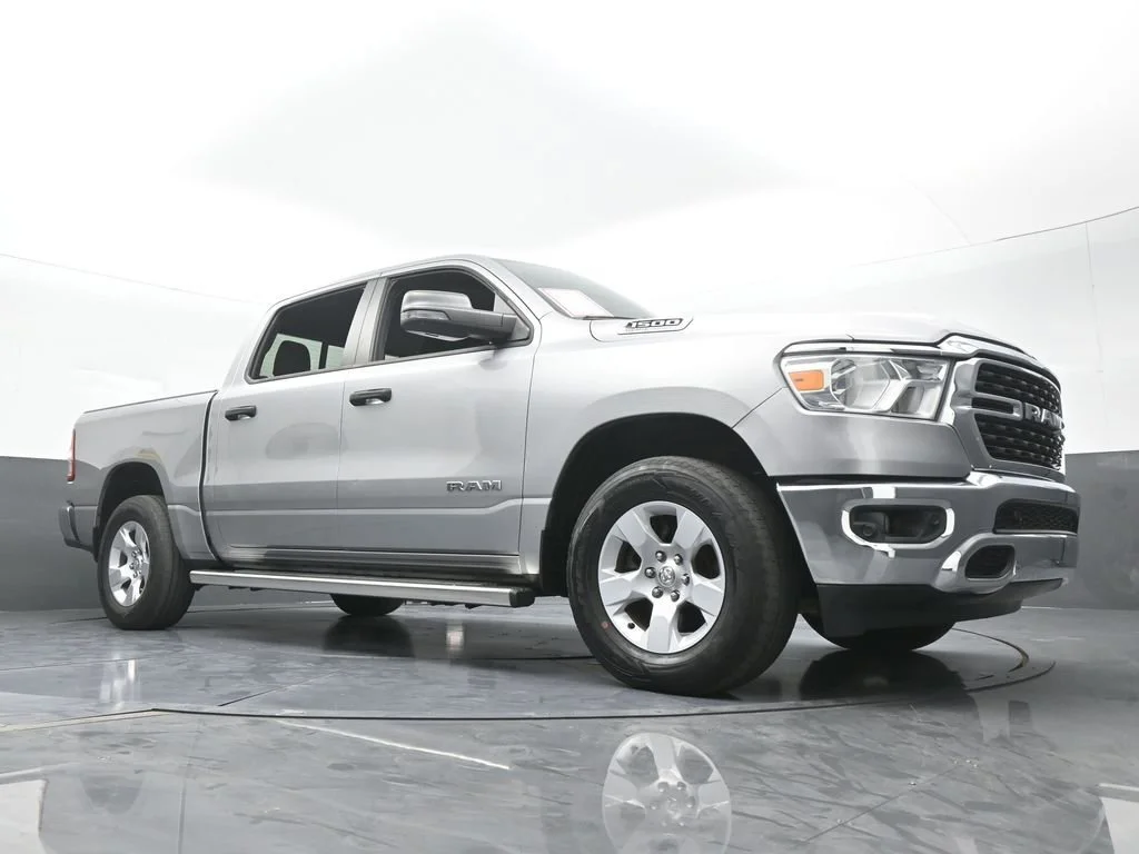 Used 2023 Billet Silver Metallic Clearcoat Ram Big Horn image 59