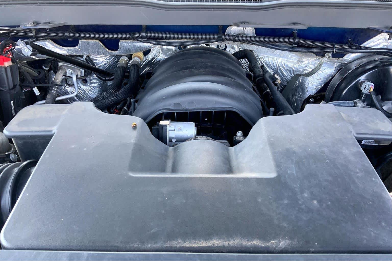 Used 2014 Blue Topaz Metallic Chevrolet LTZ image 33