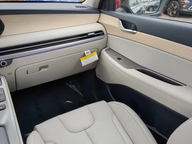 Used 2024 White Hyundai Limited image 17