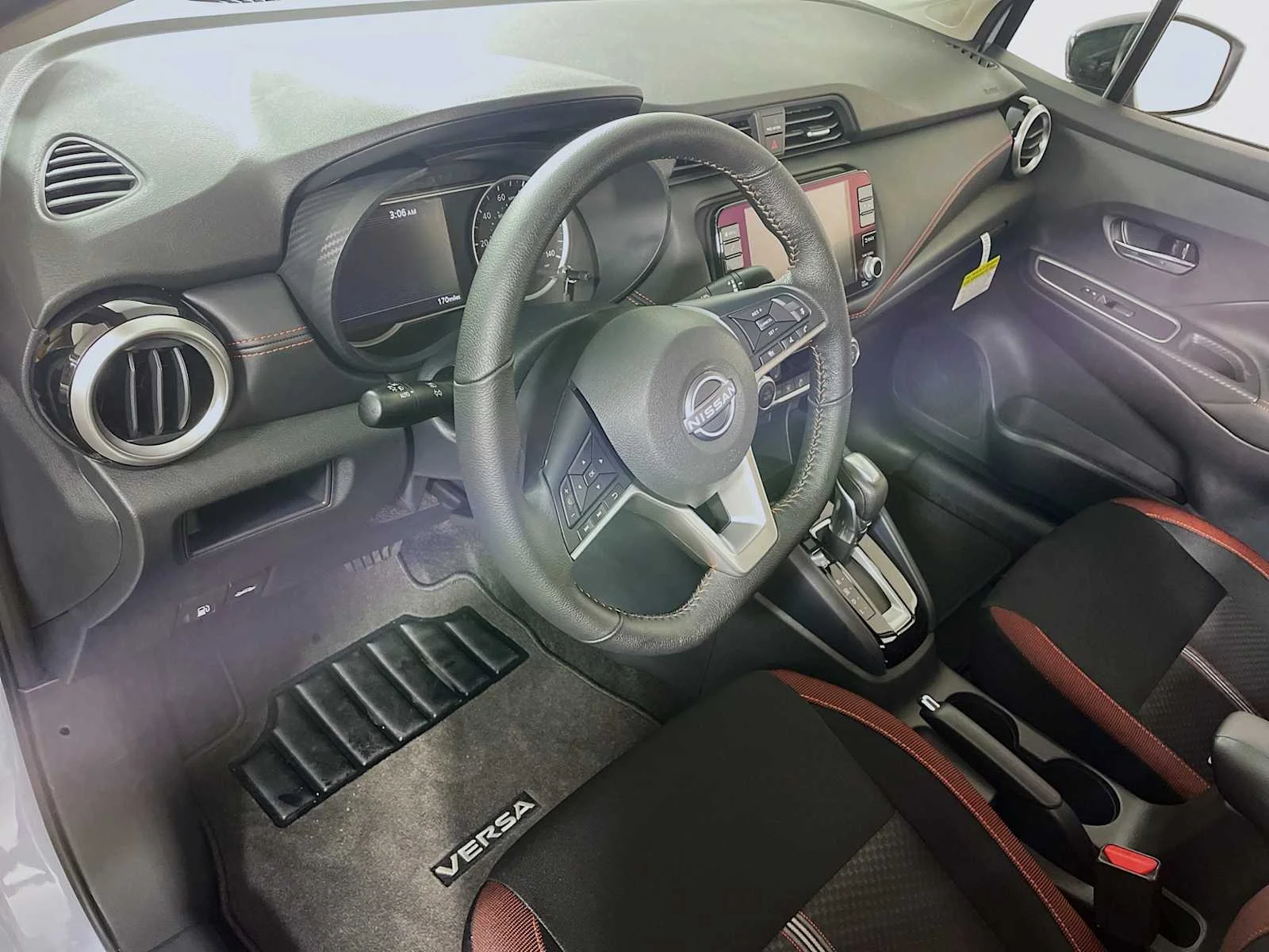 Certified Used 2025 Gray Sky Pearl Nissan SR image 7