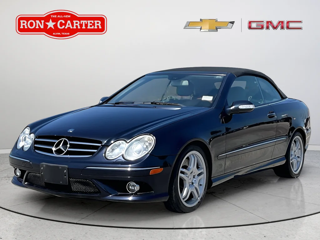 Used 2009 Blue Mercedes-Benz CLK 550 image 3