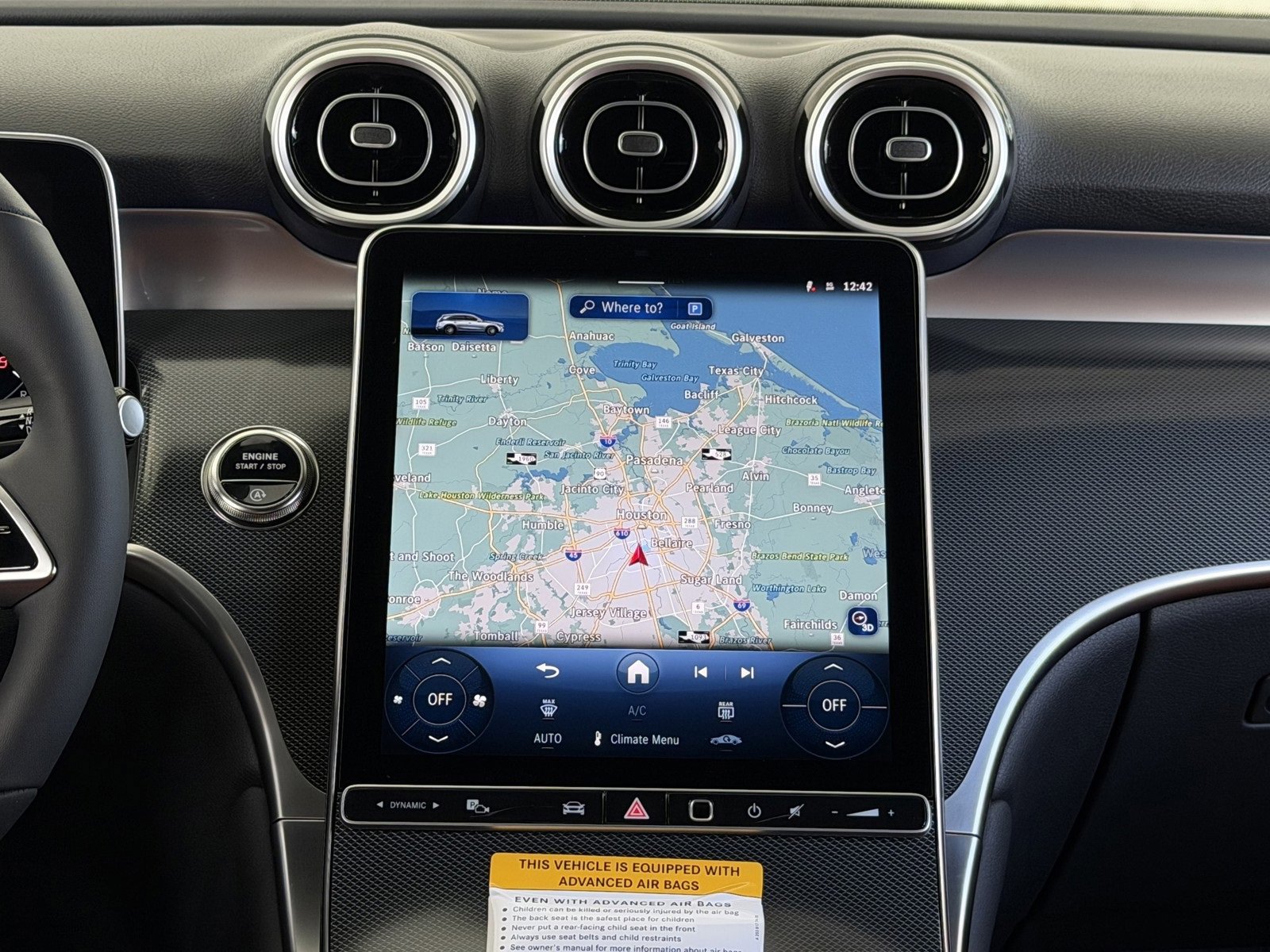 New 2026 Graphite Grey Metallic Mercedes-Benz GLC 300 image 31