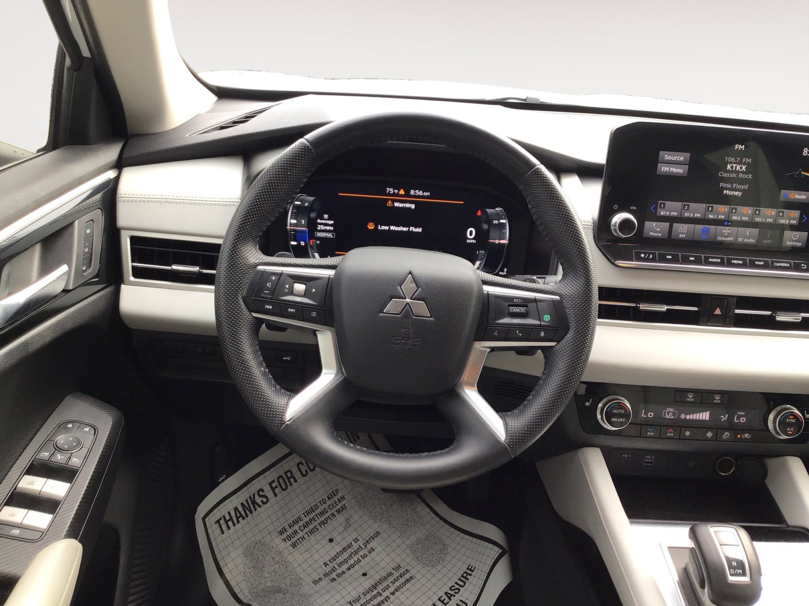 Used 2023 White Diamond Mitsubishi SEL image 16