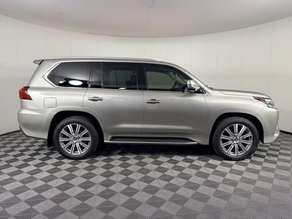 Used 2019 Silver Lexus 570 image 5