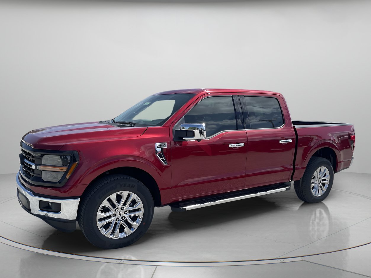 New 2026 Ruby Red Metallic Tinted Clearcoat Ford XLT image 1