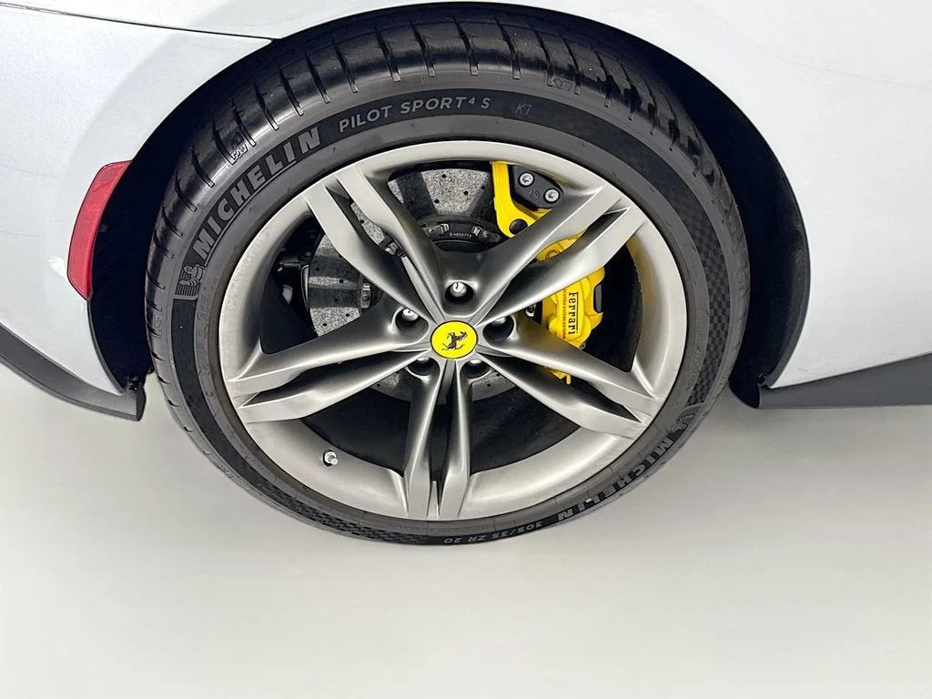 Used 2024 Grigio Titanio Metall Ferrari  image 30