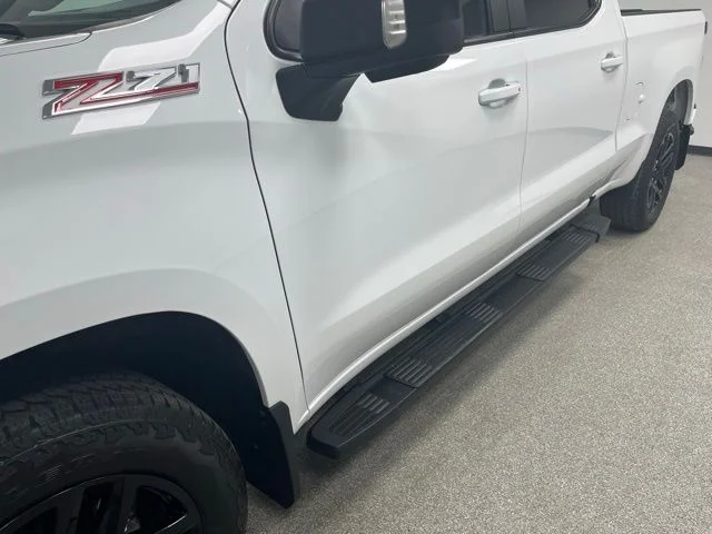 Used 2024 White Chevrolet RST image 11