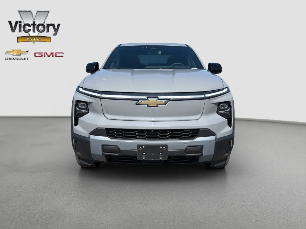 Used 2025 Chevrolet Silverado EV LT with VIN 1GC10ZED5SU403732 for sale in Paola, KS